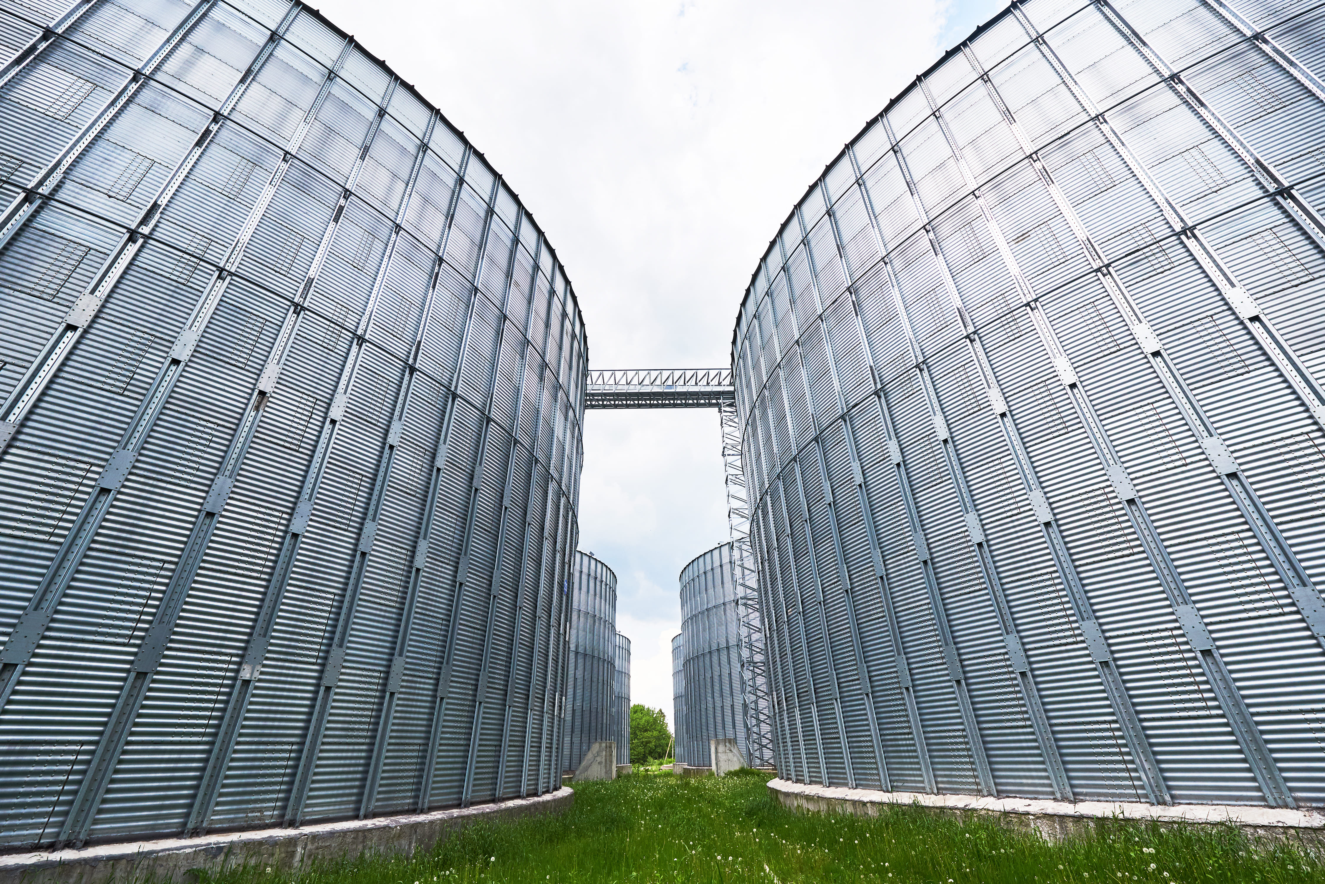 Silos e Pipe Racks